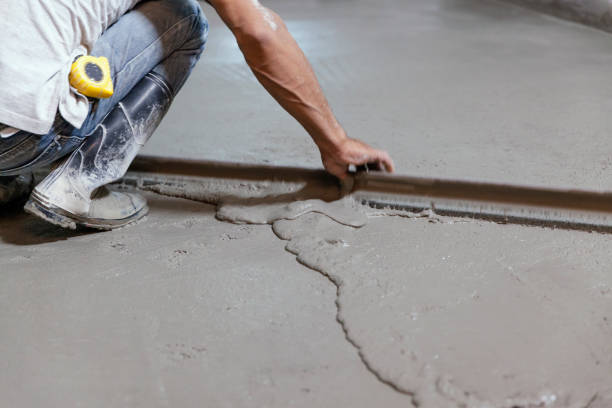 Best Concrete Sidewalk Installation in East Lake, FL